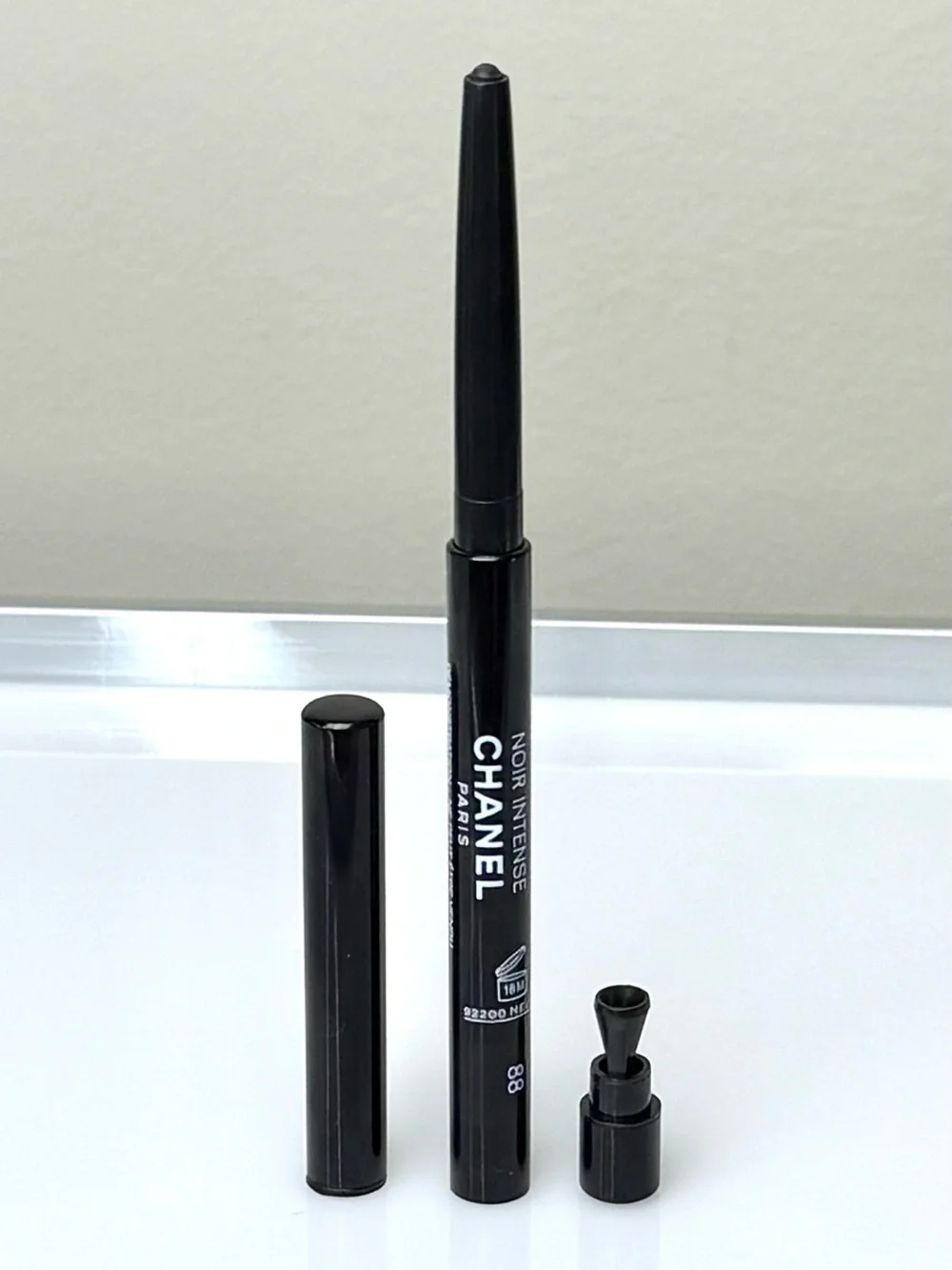 CHANEL Noir Intense Long-Lasting Eyeliner in Black